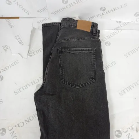 PULL AND BEAR STRAIGHT COMFORT DENIM JEANS SIZE 10