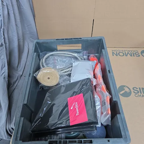 TOTE OF APPROXIMATELY 15 ASSORTED ITEMS TO INCLUDE: IR THERMOMETER 