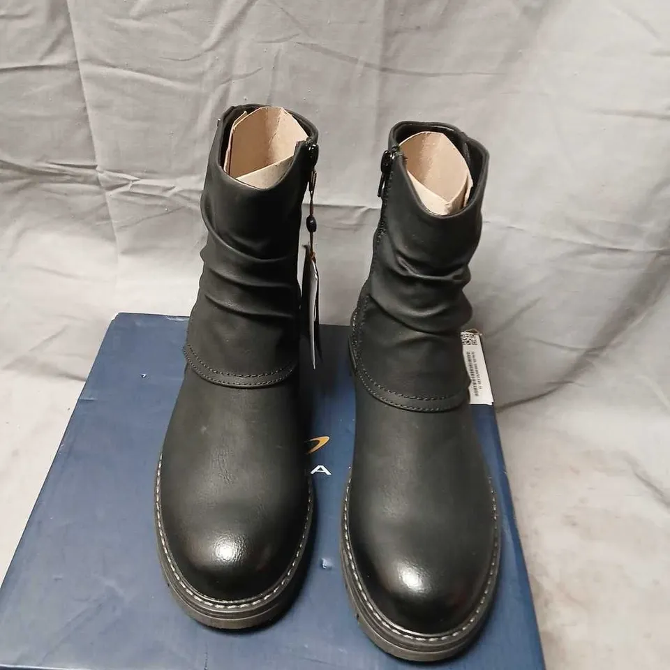 LUNAR GLR122 MARNIE BOOTS – BLACK, UK5