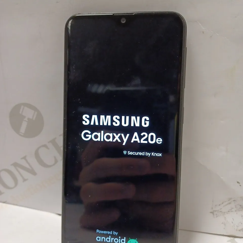 SAMSUNG GALAXY A20E MOBILE PHONE IN BLACK CHROME