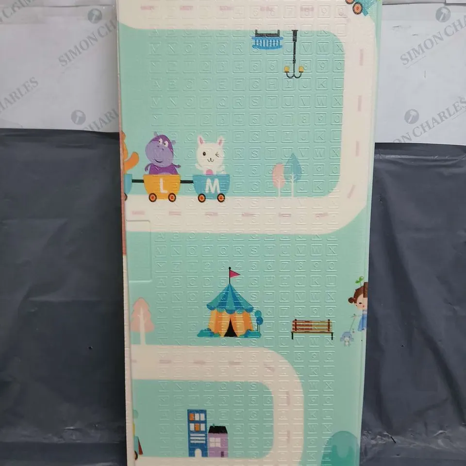 BOXED CHILDREN'S PLAY MAT IN DREAM CITY 196CMX178CM