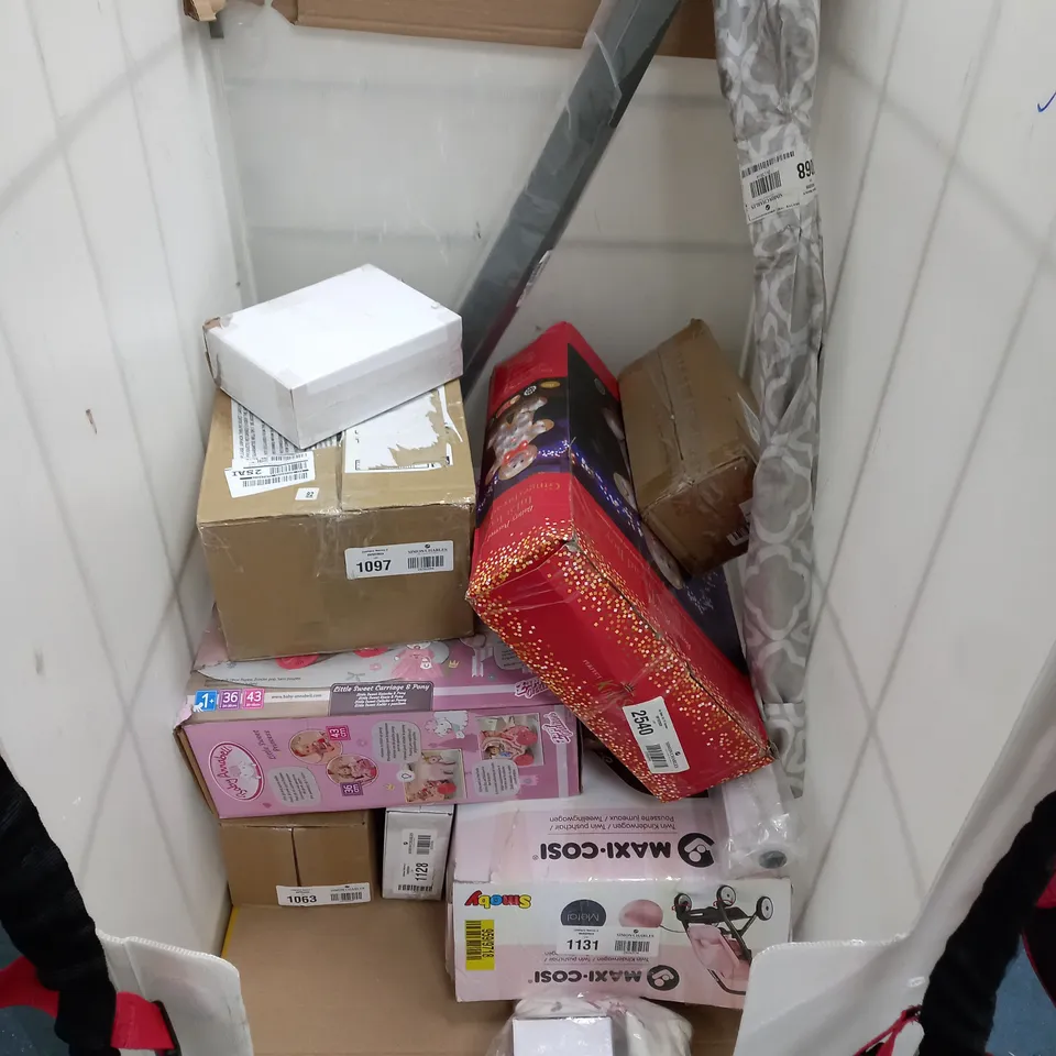 CAGE OF ASSORTED ITEMS TOO INCLUDE GLASS BAUBLES , HOME PADDLE BOARD , CURTAIN LIGHTS , ETC 