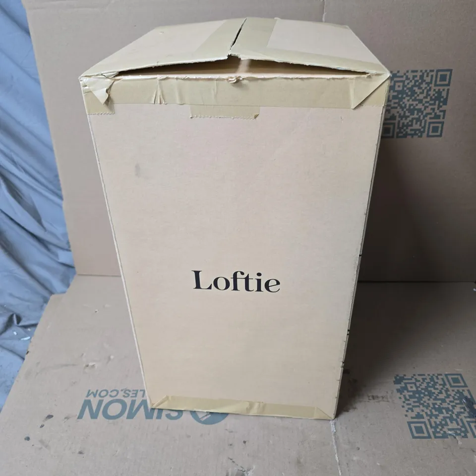BOXED LOFTIE LAMP SHADE AND BASE 