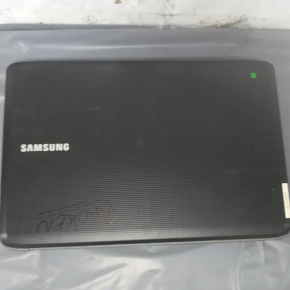 SAMSUNG R530/R730/R540 15 INCH CELERON P4500 1.87GHZ