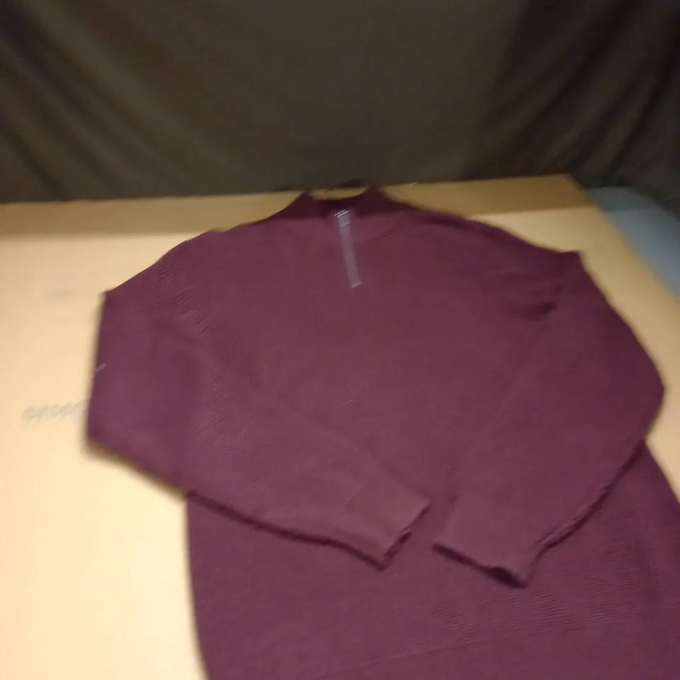 HALF ZIP BURGUNDY FLEECE SIZE XL