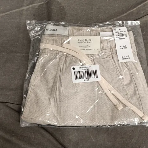BAGGED HOLLISTER LINEN-BLEND PULL-ON SHORT - SIZE M, BEIGE (ORIGINAL PACKAGING)