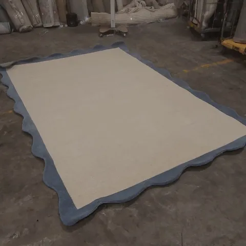 QUALITY DESIGNER AREA RUG - APPROXIMATELY 290 x 200cm