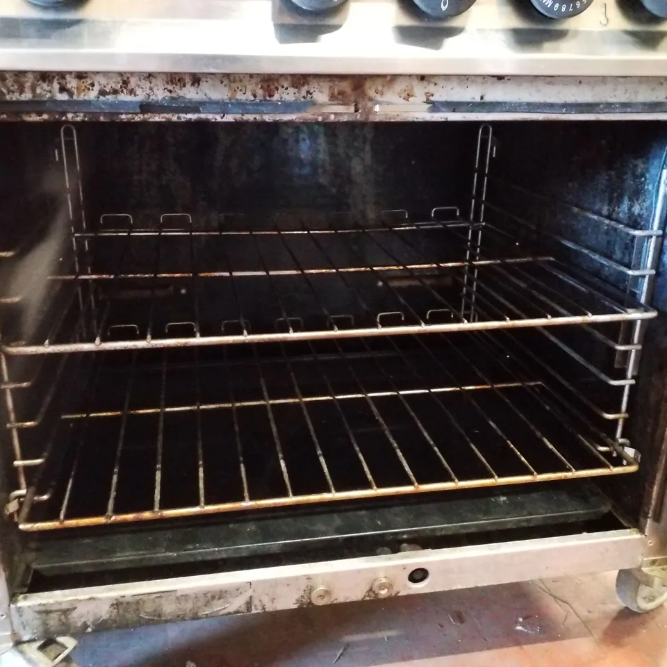 MOORWOOD VULCAN 6 BURNER GAS COOKER OVEN