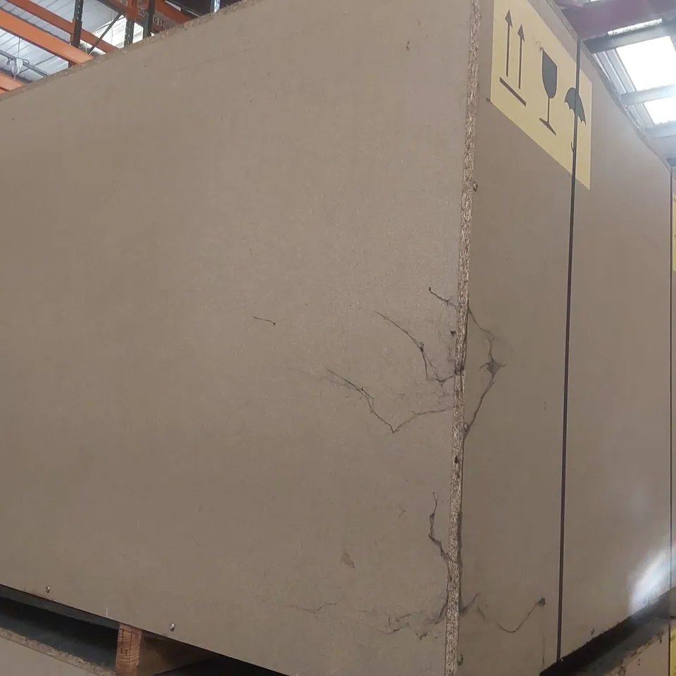 PALLET CONTAINING COMMERCIAL DISPLAY UNIT PARTS