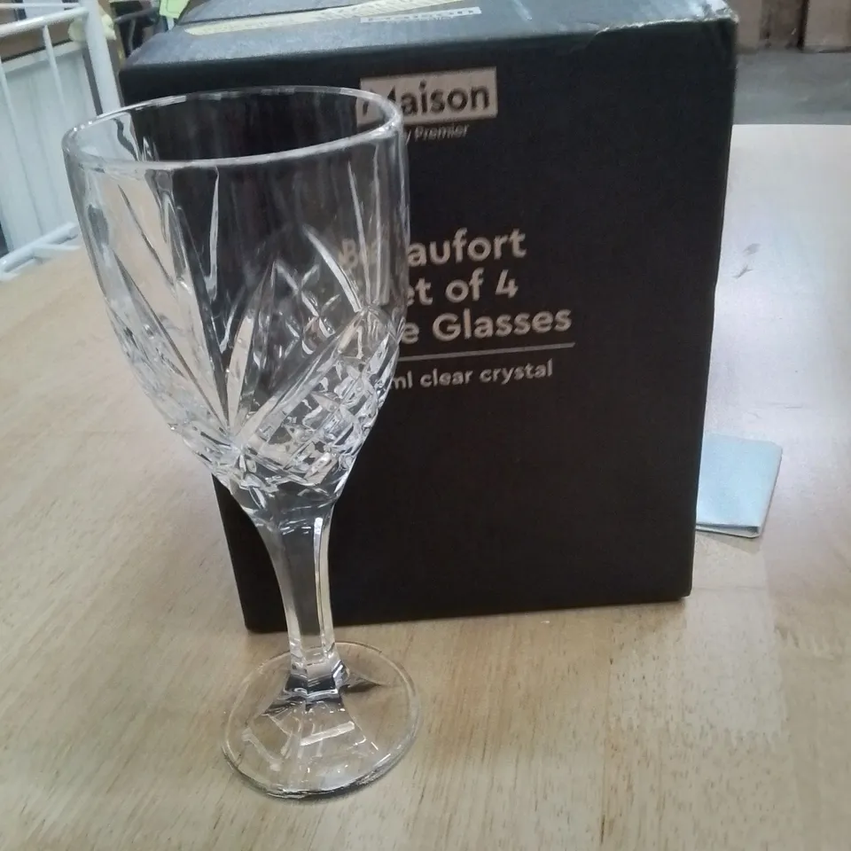 BOXED CINDA 290ML WINE GLASS 4PK