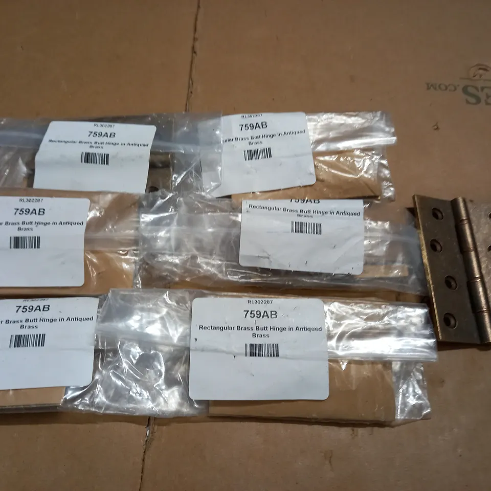 LOT OF 7 RECTANGULAR BRASS BUTT HINGES IN ANTIQUE BRASS