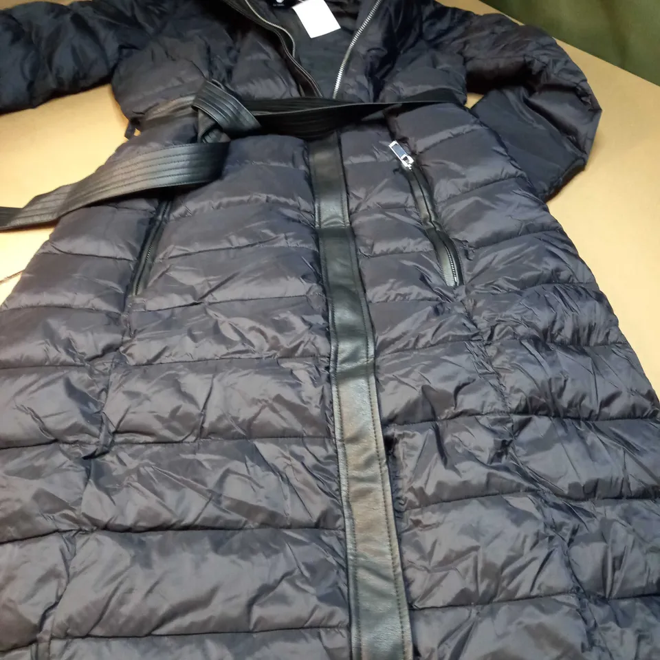 V BY BERY BLACK FULL LENGTH PADDED WINTER COAT - SIZE 8