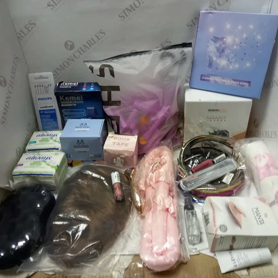 LOT OF APPROX 20 ASSORTED HEALTH AND BEAUTY ITEMS TO INCLUDE BABYLISS, MANTA, ALWAYS ETC