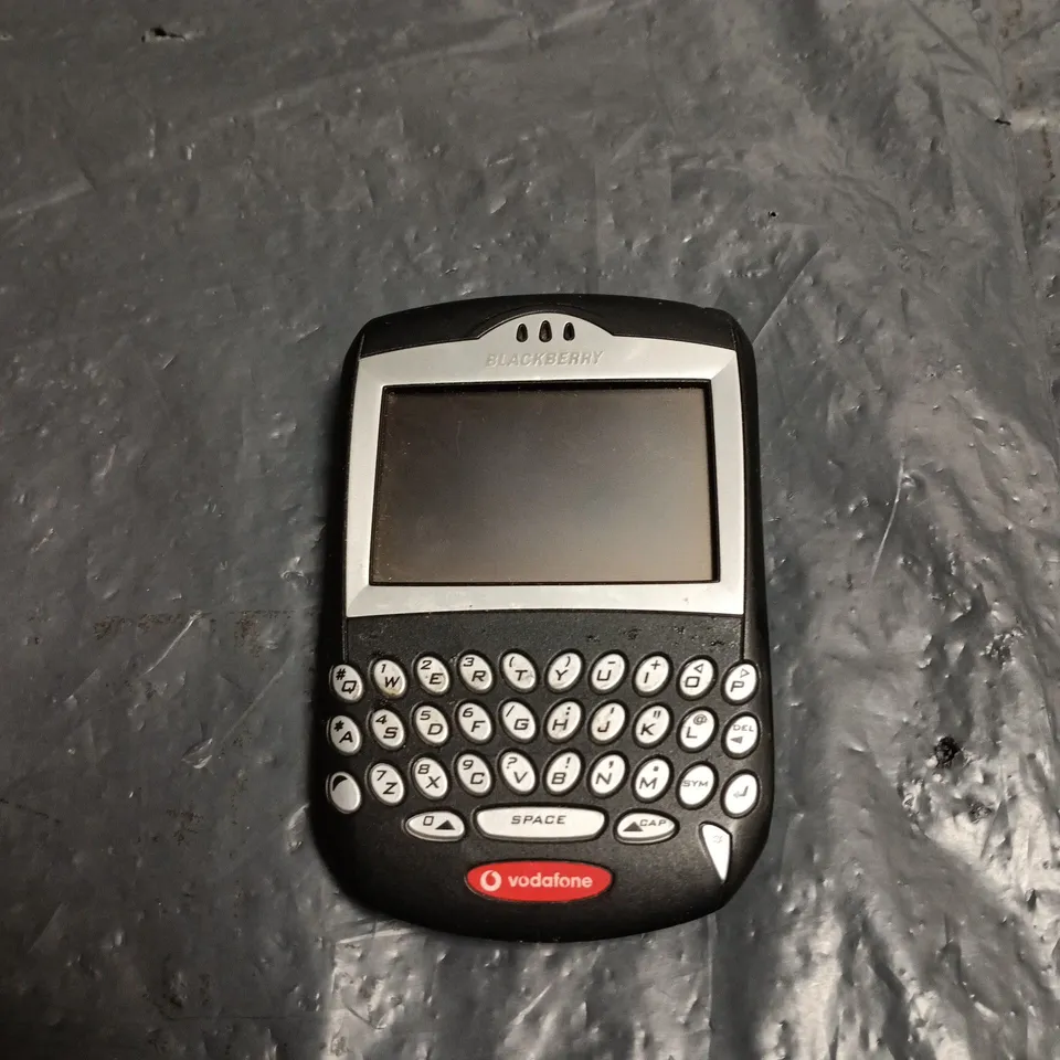 BLACKBERRY SMARTPHONE WITH VODAFONE BRANDING (QWERTY KEYBOARD)