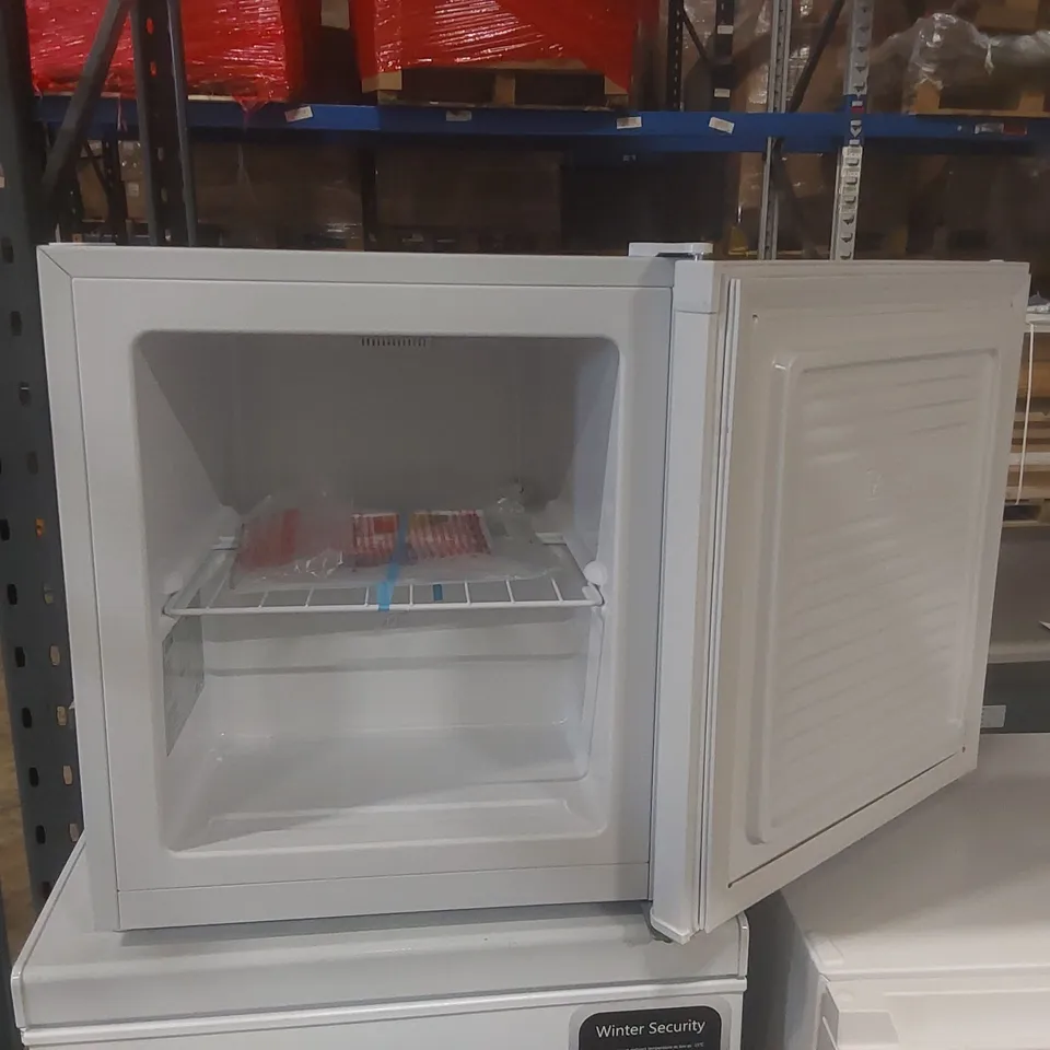 LOGIK LTF33W23 MINI FREEZER - WHITE