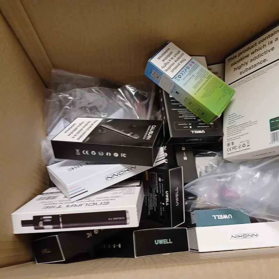 LOT OF APPROXIMATELY 25 ASSORTED E-CIGARETTES AND LIQUIDS TO INCLUDE INNOKIN ENDURA T18II, UWELL CALIBURN A2 POD SYSTEM, VOOPOO VMATE, ETC