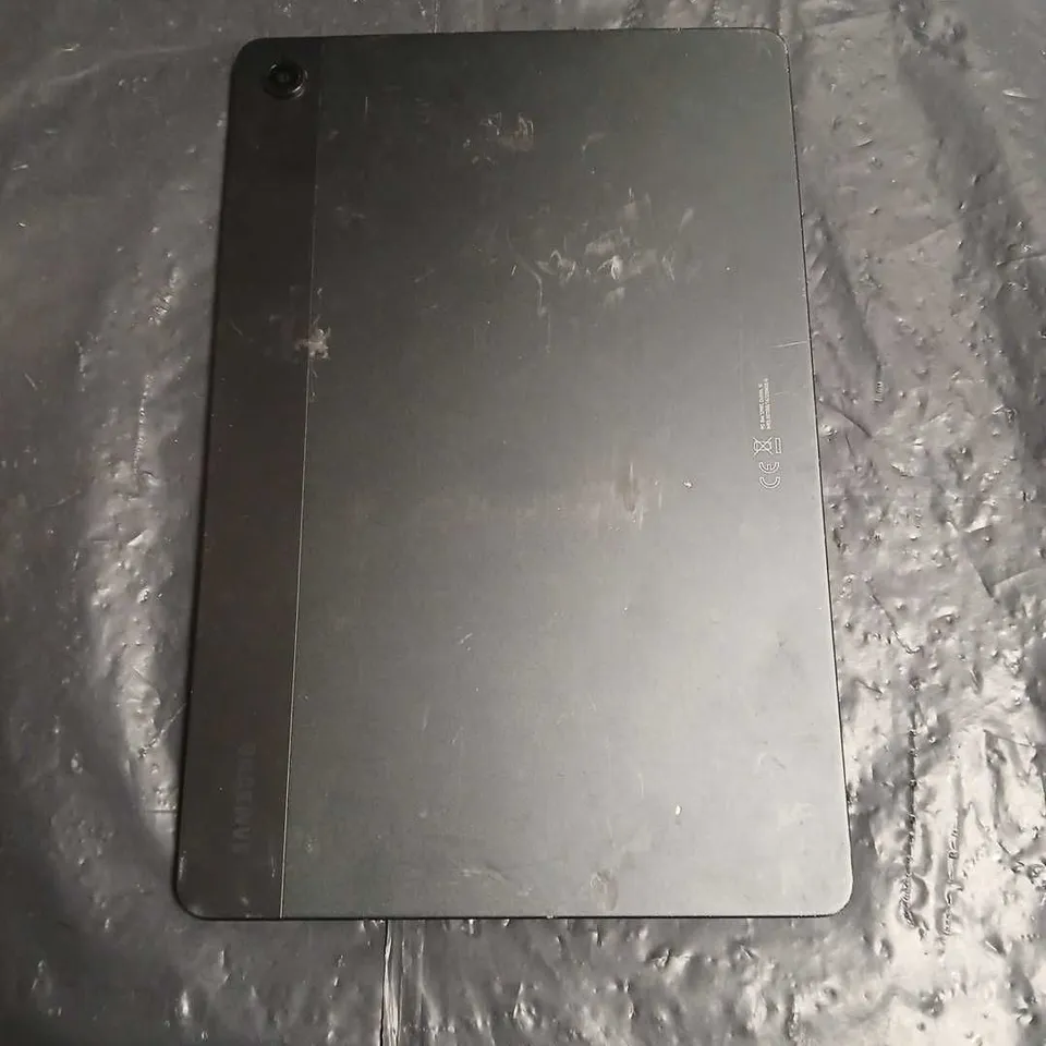 SAMSUNG GALAXY TAB A9+ SM-X216B - BLACK, CRACKED SCREEN