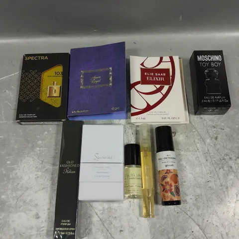 APPROXIMATELY 30 ASSORTED MINIATURE FRAGRANCES/TESTERS TO INCLUDE MOSCHINO, ELIE SAAB, SPECTRA ETC 