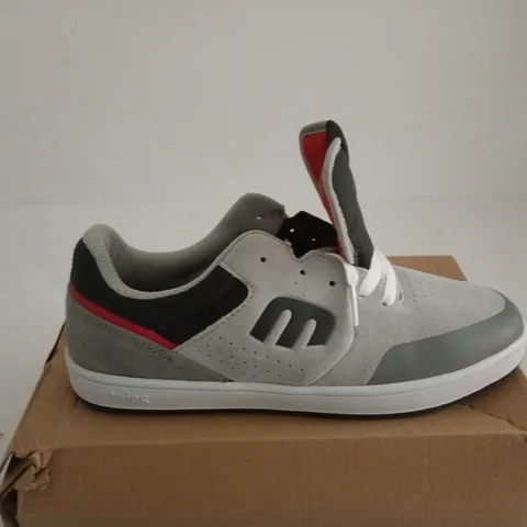 ETNIES KIDS MARANA GREY TRAINERS UK 6 BOXED