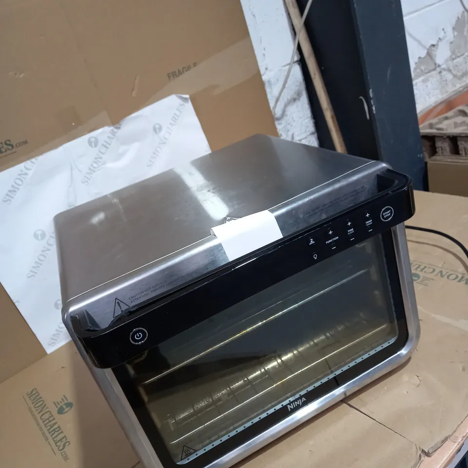 NINJA FOODI COUNTERTOP MULTIFUNCTION OVEN