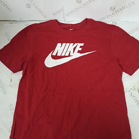 NIKE CASUAL LOGO T-SHIRT SIZE S