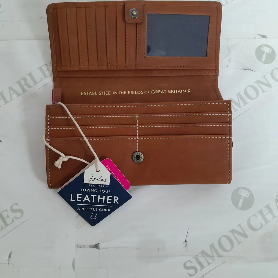 JOULES TALLY LIGHT TAN PURSE 