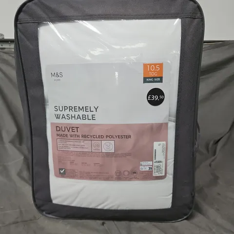 M&S SUPREMELY WASHABLE DUVET IN WHITE 10.5 TOG KING SIZE
