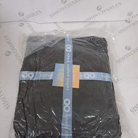 OODIE OVERSIZED WEARABLE BLANKET - SIZE NOT SPECIFIED - BLACK
