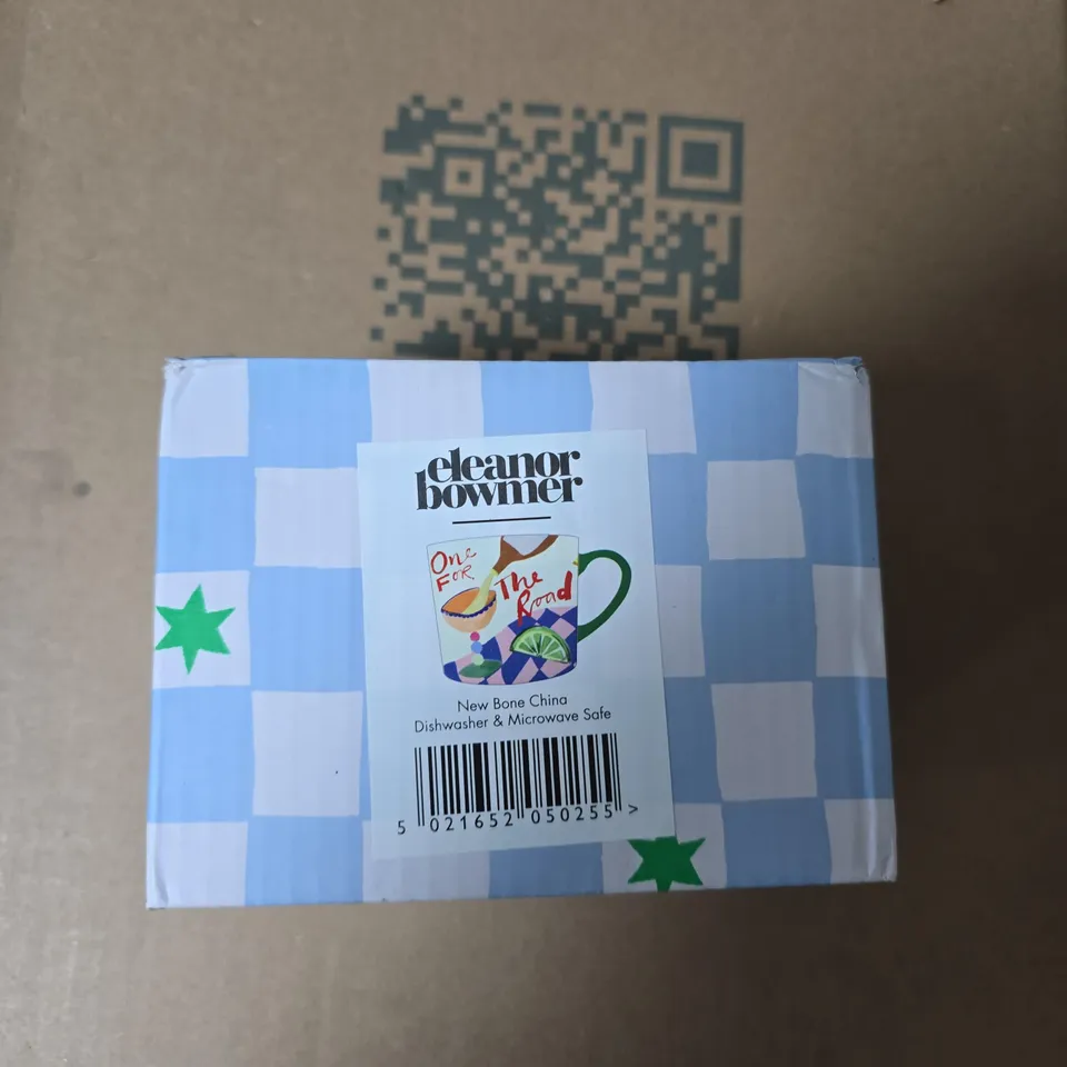 TOTE OF APPROXIMATELY 8 ASSORTED ITEMS TO INCLUDE: ELANOR BOWMER MUG