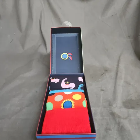 HAPPY SOCKS WORLD'S STRONGEST DAD SOCKS GIFT SET – 3 PAIRS - SIZE EUR 41-46