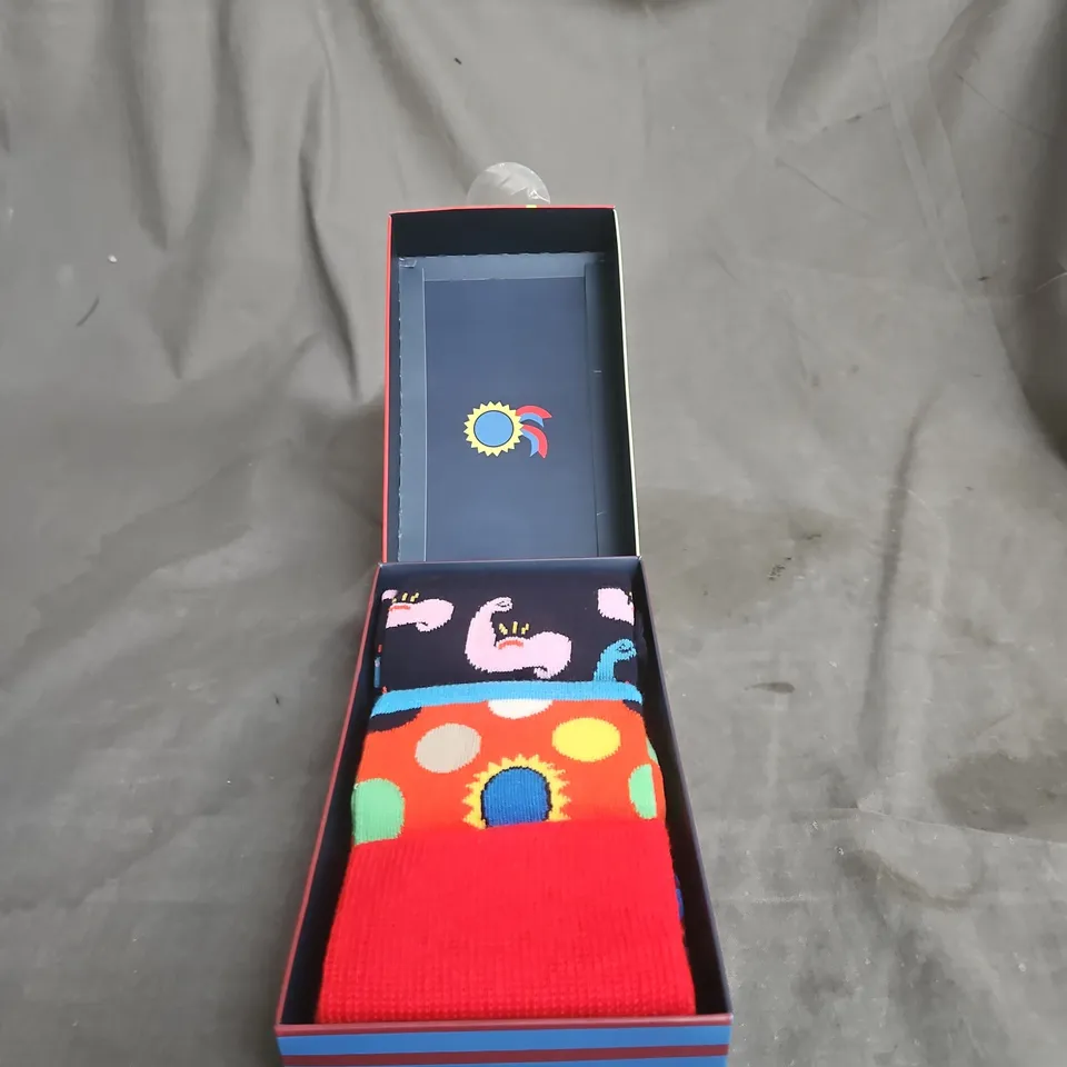 HAPPY SOCKS WORLD'S STRONGEST DAD SOCKS GIFT SET – 3 PAIRS - SIZE EUR 41-46