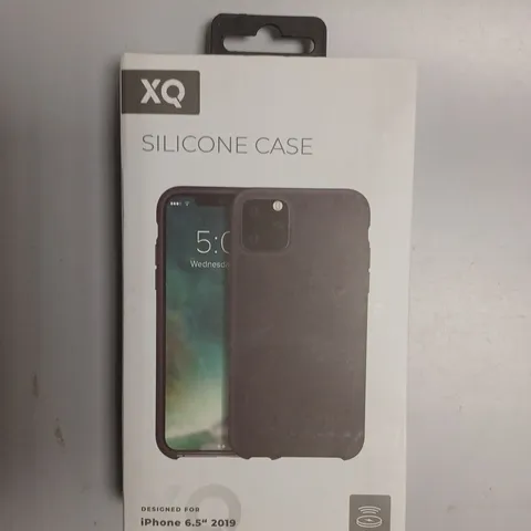 APPROXIMATELY 12 BRAND NEW BOXED XQ SILICONE PROTECTIVE CASES FOR IPHONE 6.5" 2019 MODEL