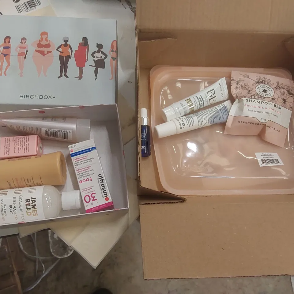PALLET CONTAINING A VERY LARGE QUANTITY OF ASSORTED BEAUTY RELATED PRODUCTS INCLUDING: BIRCHBOX BEAUTY SETS, VELVET BAGS ECT