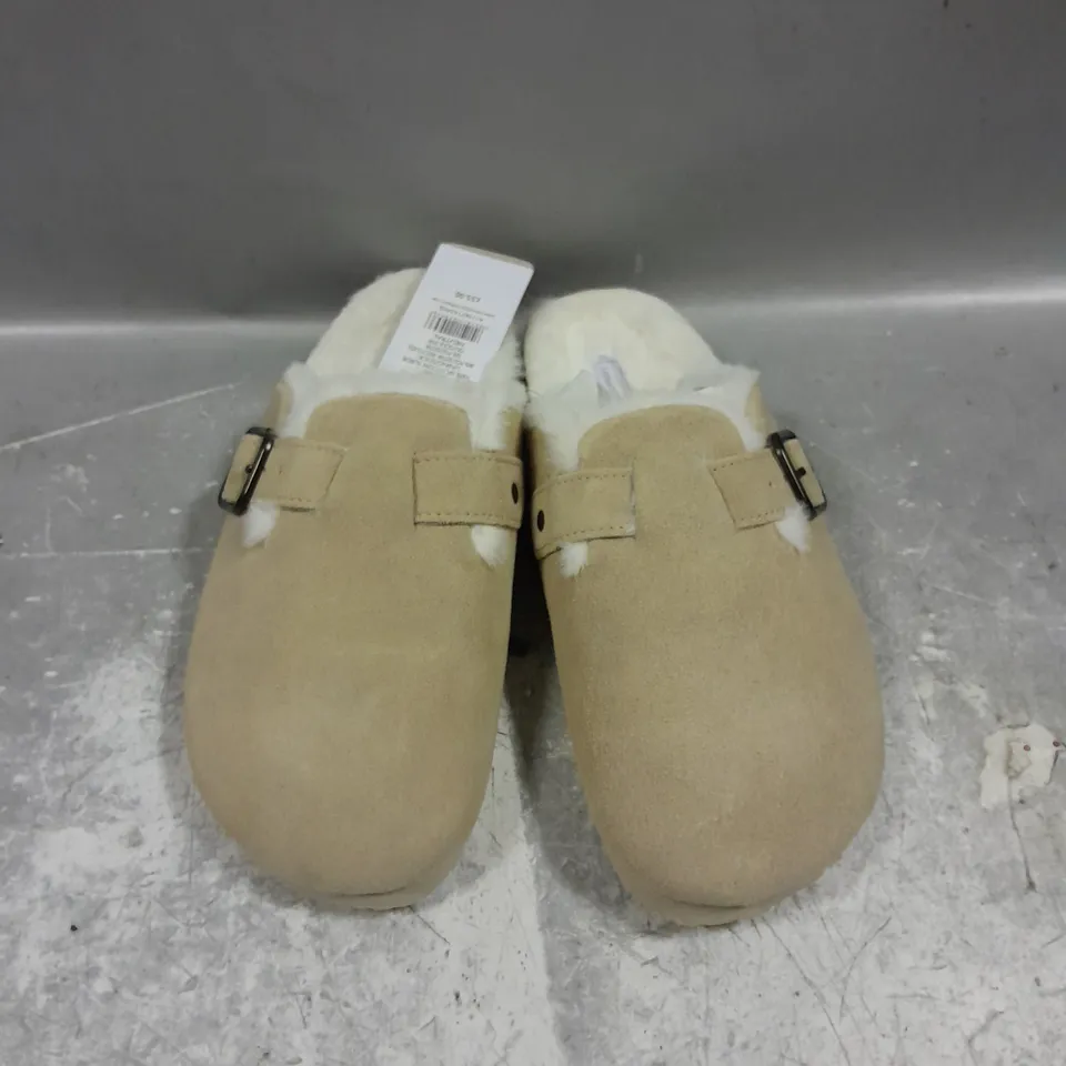 PAIR OF THE WHITE COMPANY SUEDE CORKBED MULE SLPPERS IN NEUTRAL SIZE S (3-4)