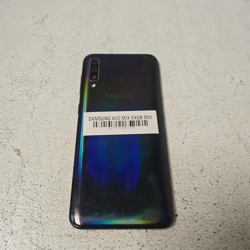 SAMSUNG GALAXY A50 SMARTPHONE