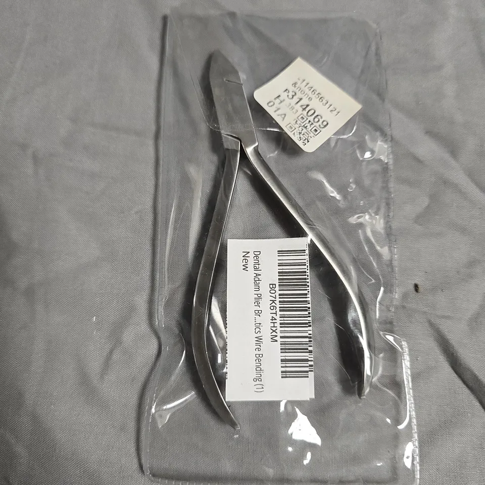 APPROXIMATELY 6 DENTAL EXTRACTION FORCEPS SET – IN SEALED BAG