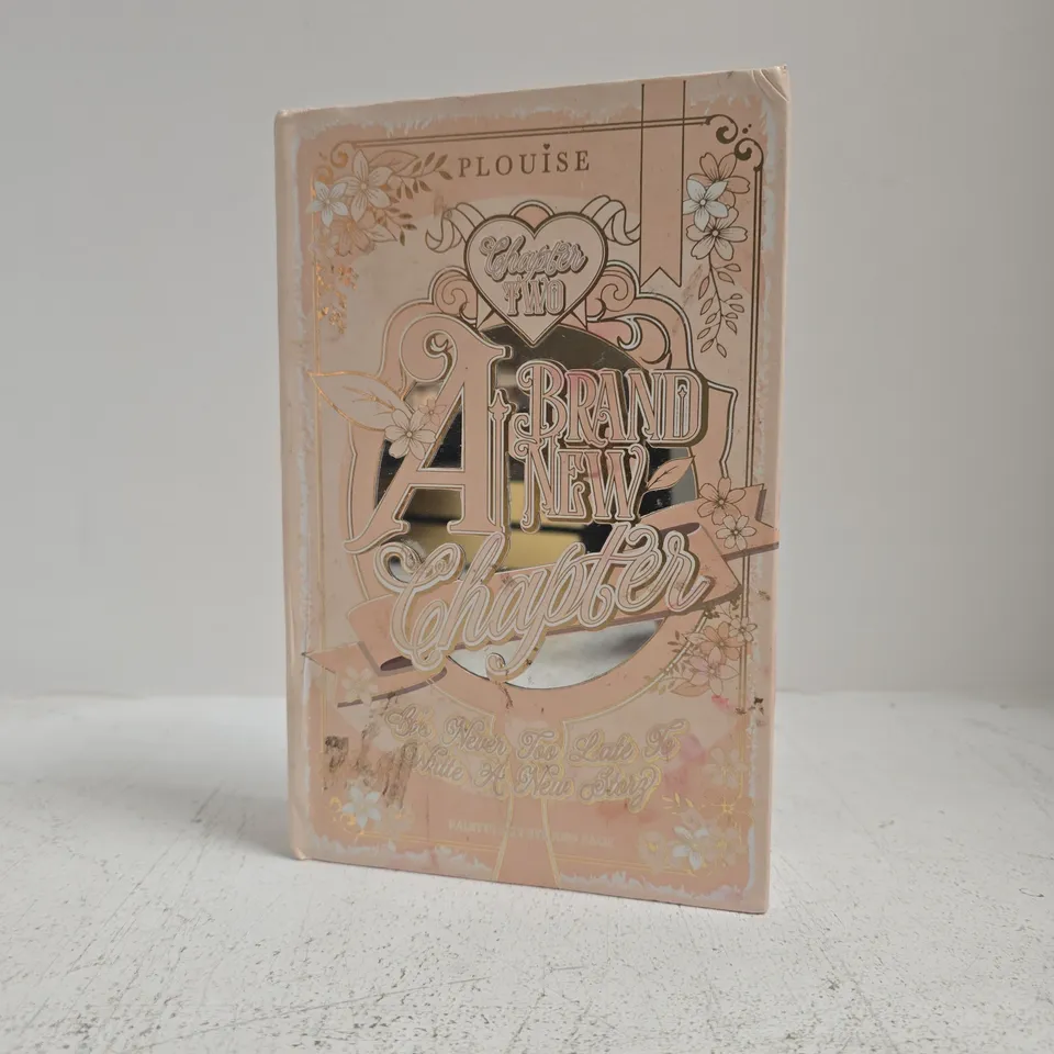 P.LOUISE A BRAND NEW CHAPTER - CHAPTER TWO PALETTE FOR EYE AND FACE