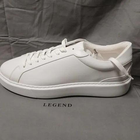 LEGEND LEATHER TRAINER – WHITE (EU 45, US 12) UK 11 