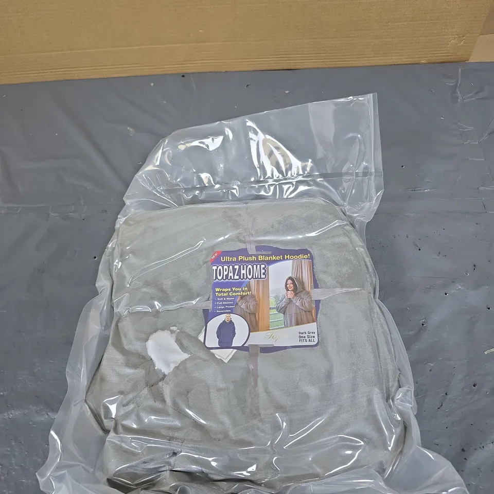 TOPAZ HOME ULTRA PLUSH BLANKET HOODIE – DARK GREY, ONE SIZE BOX OF 10 ITEMS