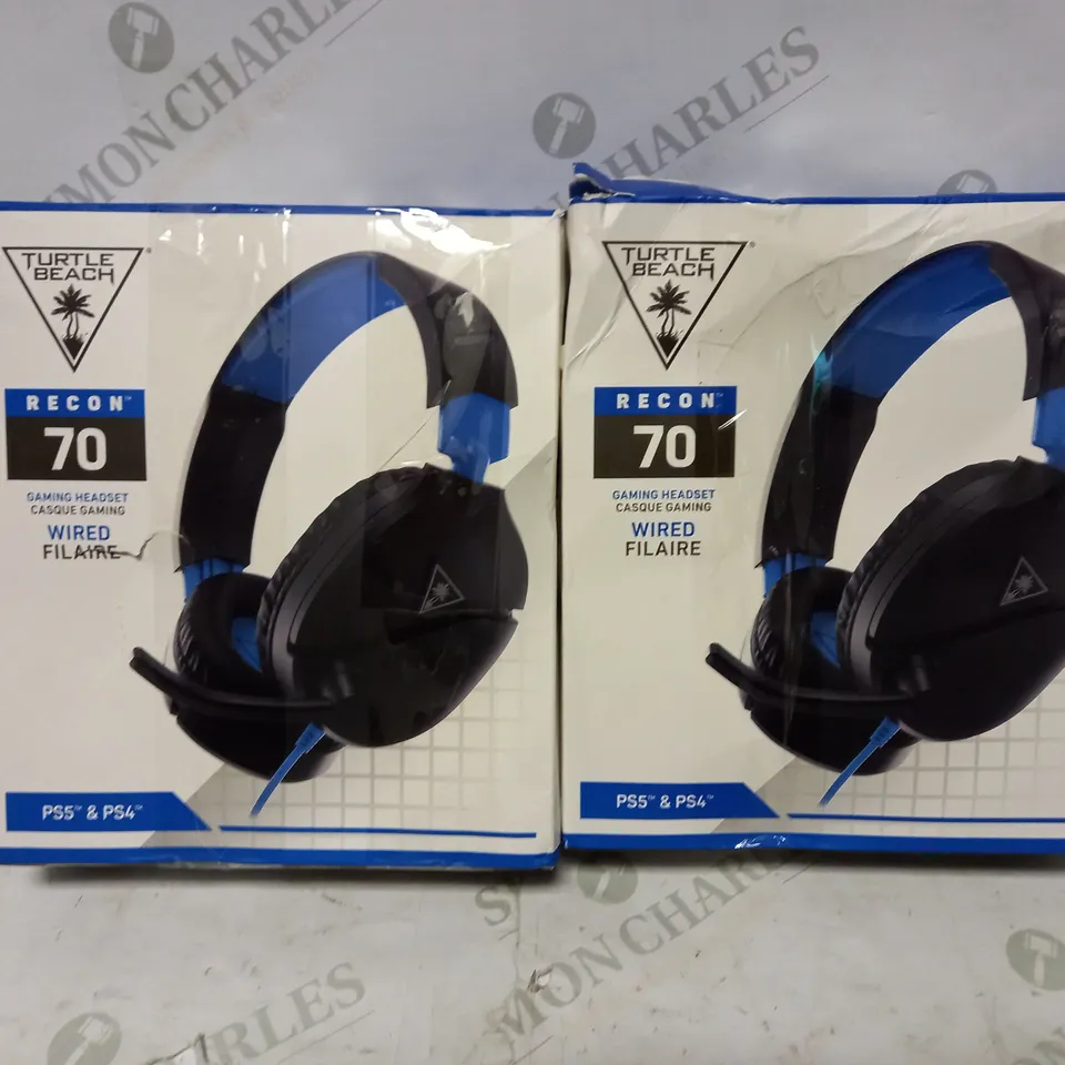 LOT OF APPROXIMATELY 10 ELECTRICALS TO INCLUDE HEADSETS, PHONE CASES, EARBUDS, SPEAKER MOUNTS, ETC