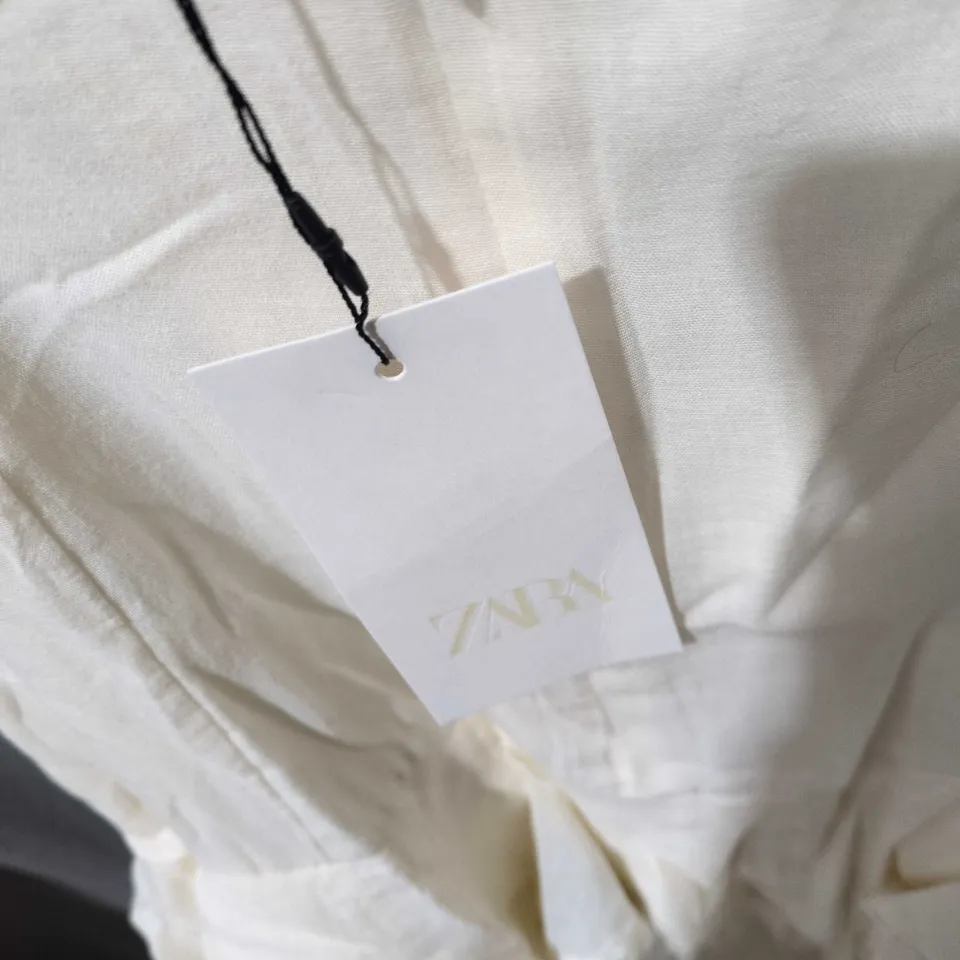 ZARA WHITE STRAPPY CAMISOLE TOP WITH TIERED RUFFLES – SIZE S 
