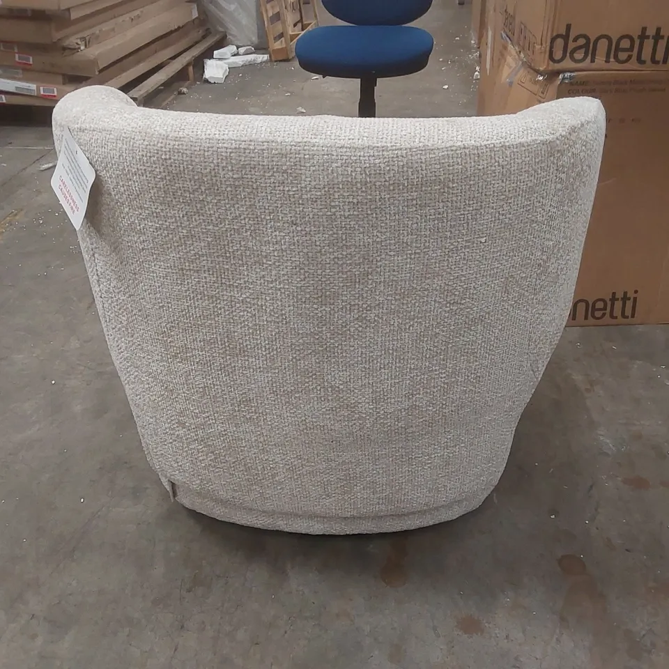 DANETTI LANDON NATURAL FABRIC SWIVEL ACCENT CHAIR