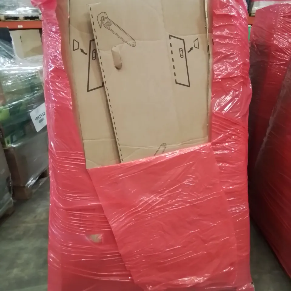 MIXED PALLET CONTAINING VARIOUS BOXED HOUSEHOLD ITEMS TO INCLUDE, OFFICE CHAIRS, BLANKET, BED RAIL AND LOTS MORE BOXED HOUSEHOLD ITEMS