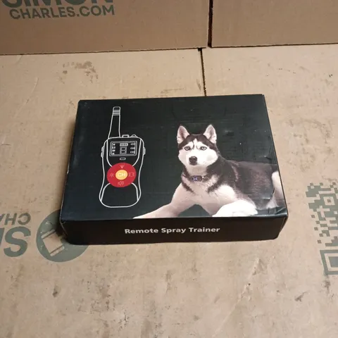 REMOTE SPRAY DOG TRAINING COLLAR BOXED WITH ACCESSORIES 