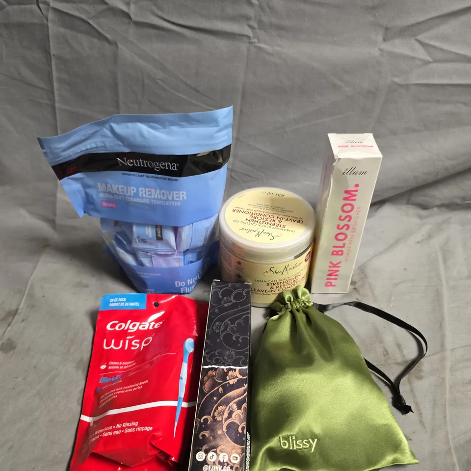 APPROXIMATELY 15 ASSORTED HEALTH & BEAUTY PRODUCTS TO INCLUDE COLGATE, BLISSY AND PINK BLOSSOM