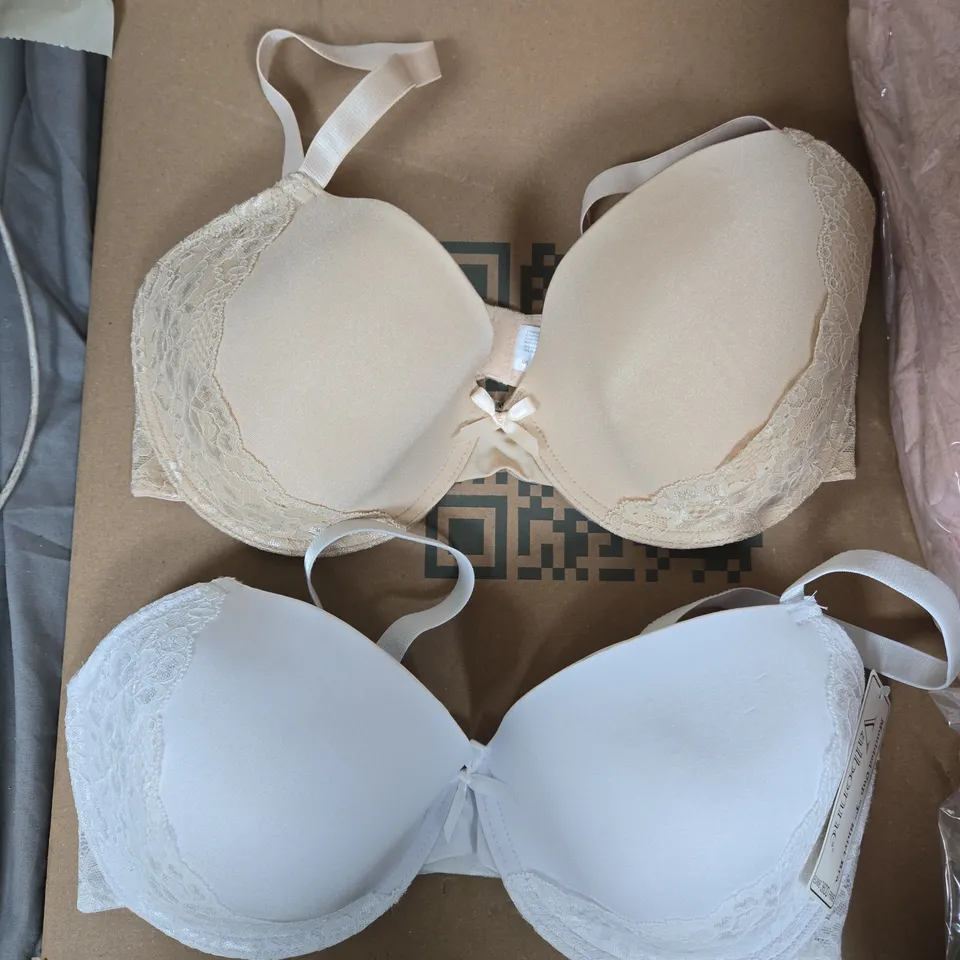 SET OF 2 VALBONNE MOULDED CUP T-SHIRT BRAS NUDE & WHITE SIZE 36DD