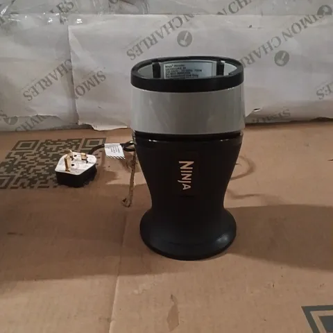 BOXED NINJA SMOOTHIE MAKER BLACK/GREY - QB3001UKS