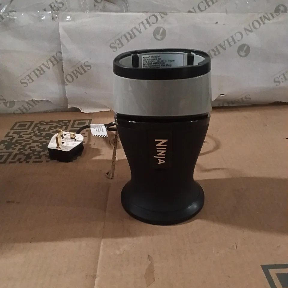 BOXED NINJA SMOOTHIE MAKER BLACK/GREY - QB3001UKS