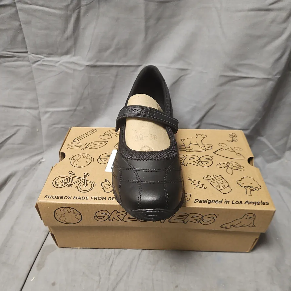 BOXED SKECHERS BLACK VELCRO STRAP SHOES – UK 5 (EU 38)