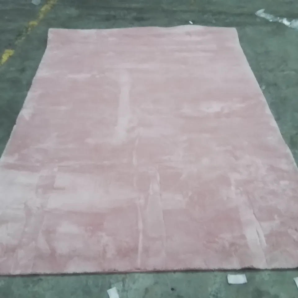 QUALITY DESIGNER AREA RUG - APPROXIMATELY 230X165CM